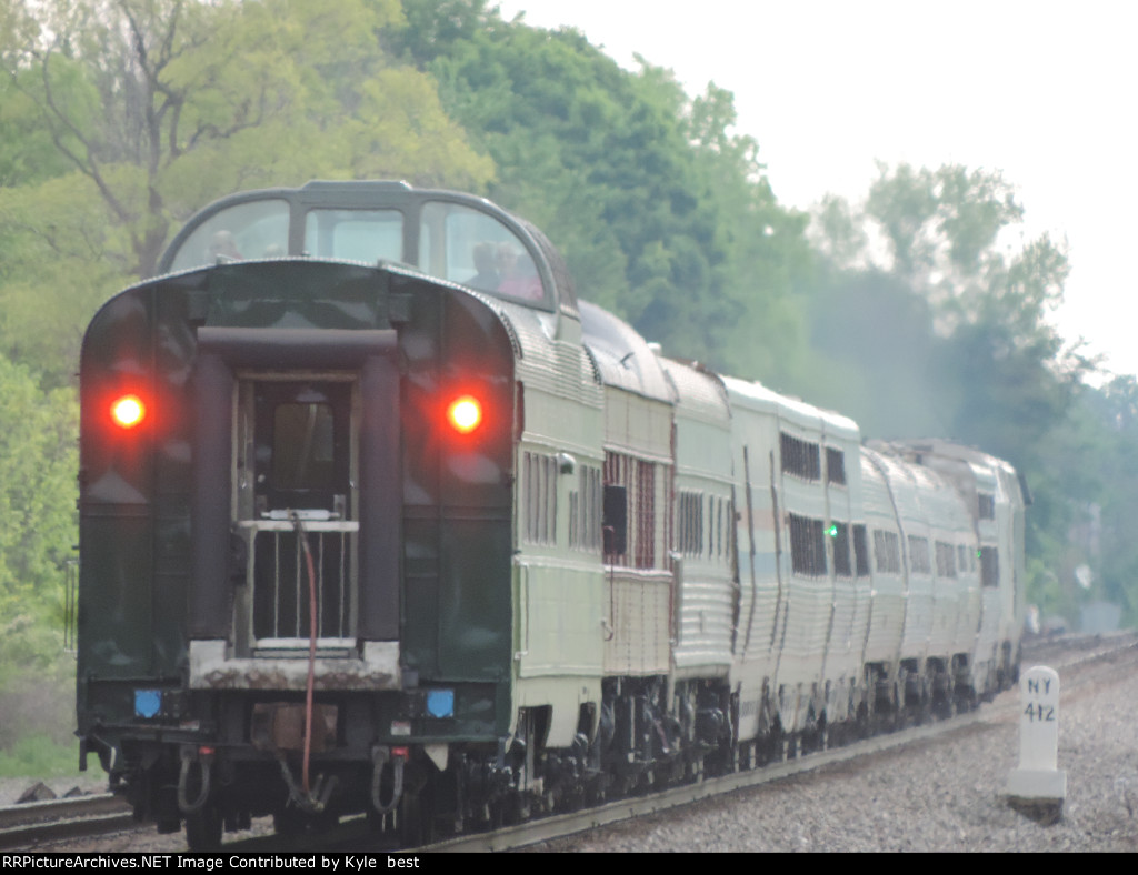 Dome car on 48 